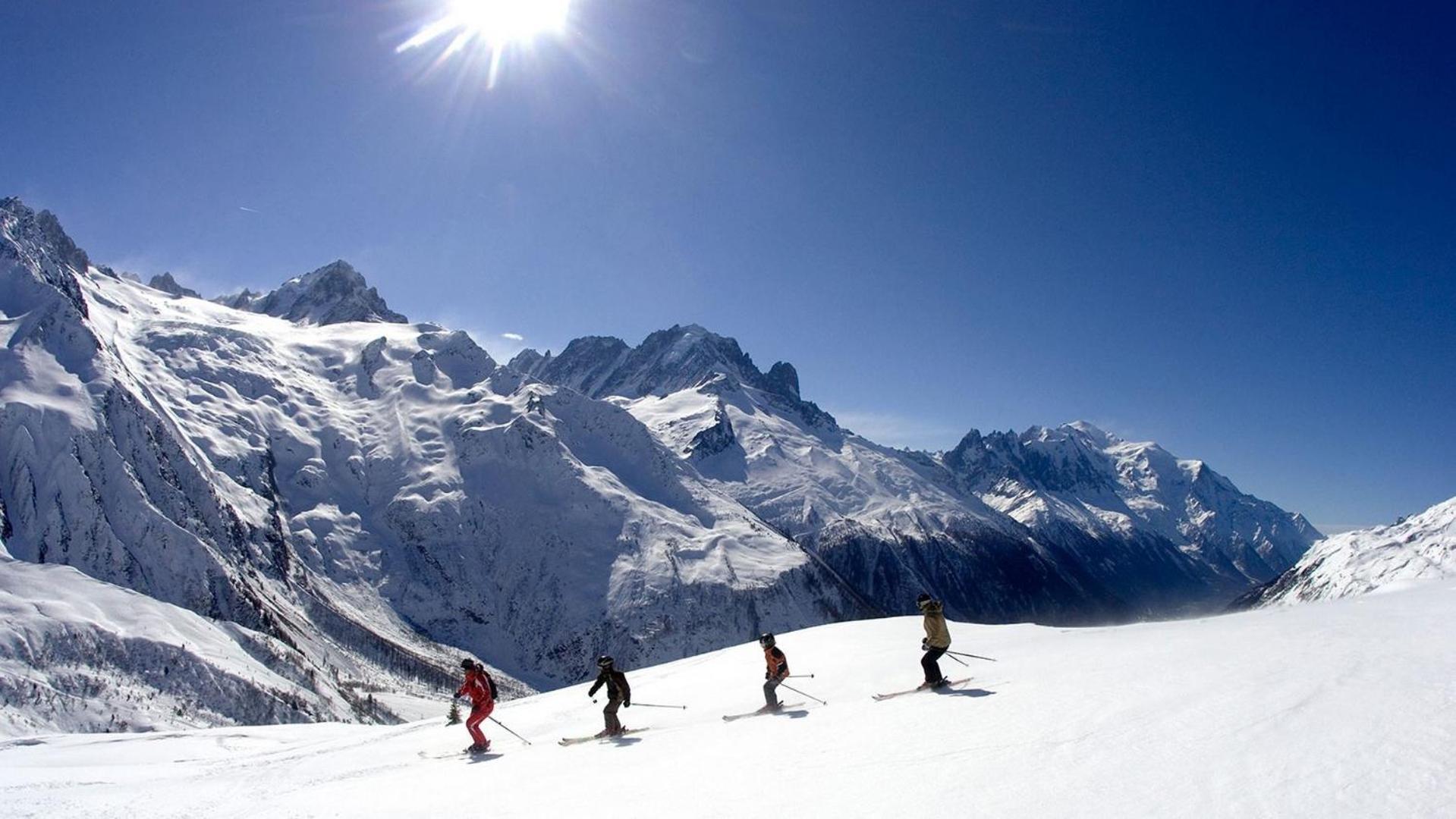 Apartment Le Pied Du Brevent - Walk To Ski Lift, Chamonix Getaway Bagian luar foto