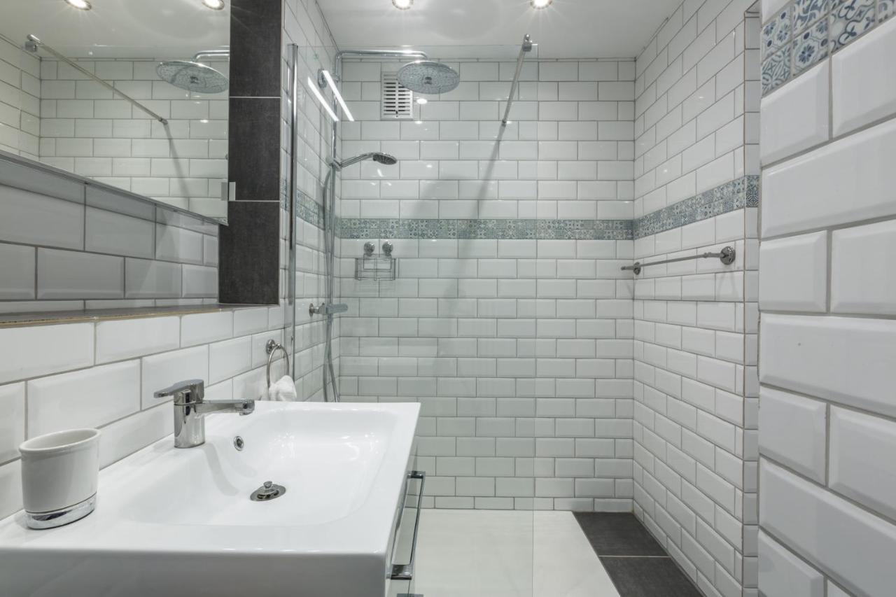 Apartment Le Pied Du Brevent - Walk To Ski Lift, Chamonix Getaway Bagian luar foto